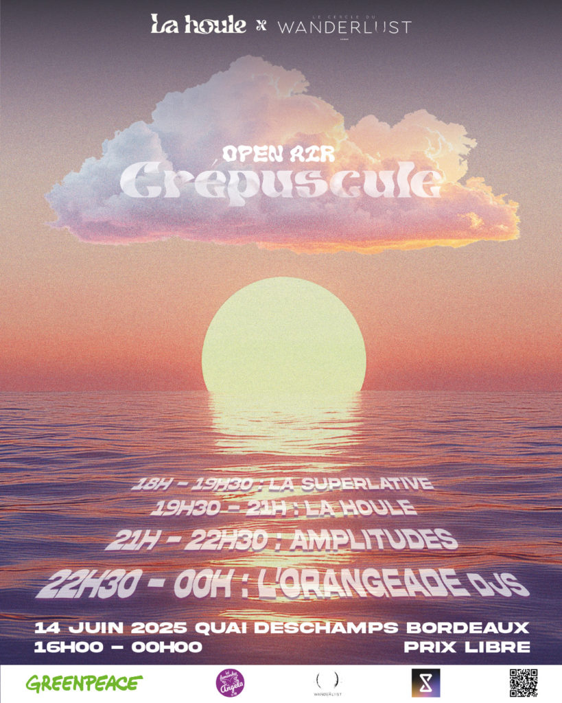 Crépuscule », Lumière envoutante qui se lève au coucher du soleil, annonciatrice des mystères de la nuit… Sur les quais Deschamps, Crépuscule est un "micro-festival" accessible à tous, 100% local et éco-responsable avec une programmation pluridisciplinaire autour de la musique électronique, des arts urbains, de l'activisme et de l'économie sociale et solidaire !
